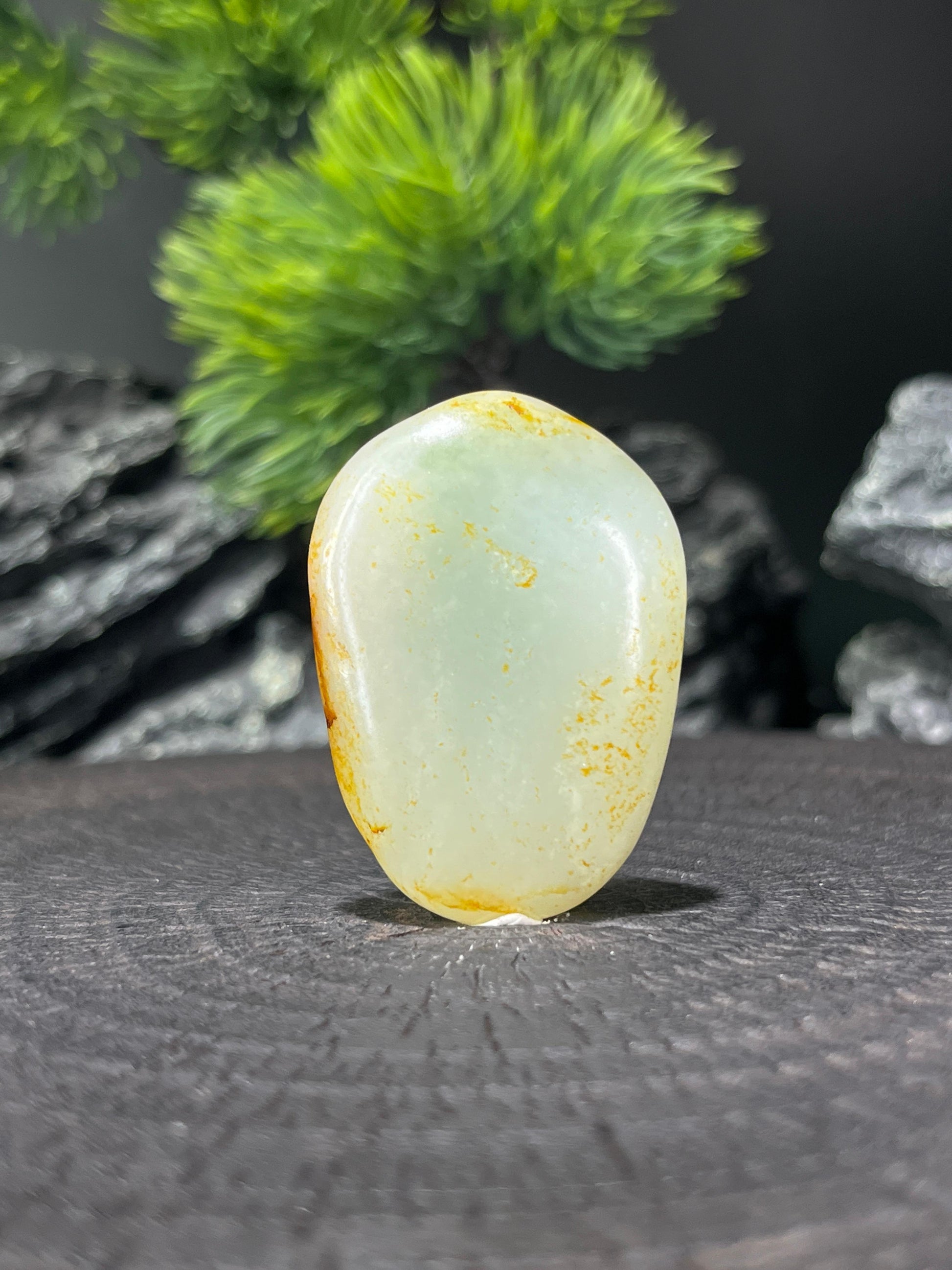 和田玉白玉带青花洒金皮籽料原石挂坠（yc224578）