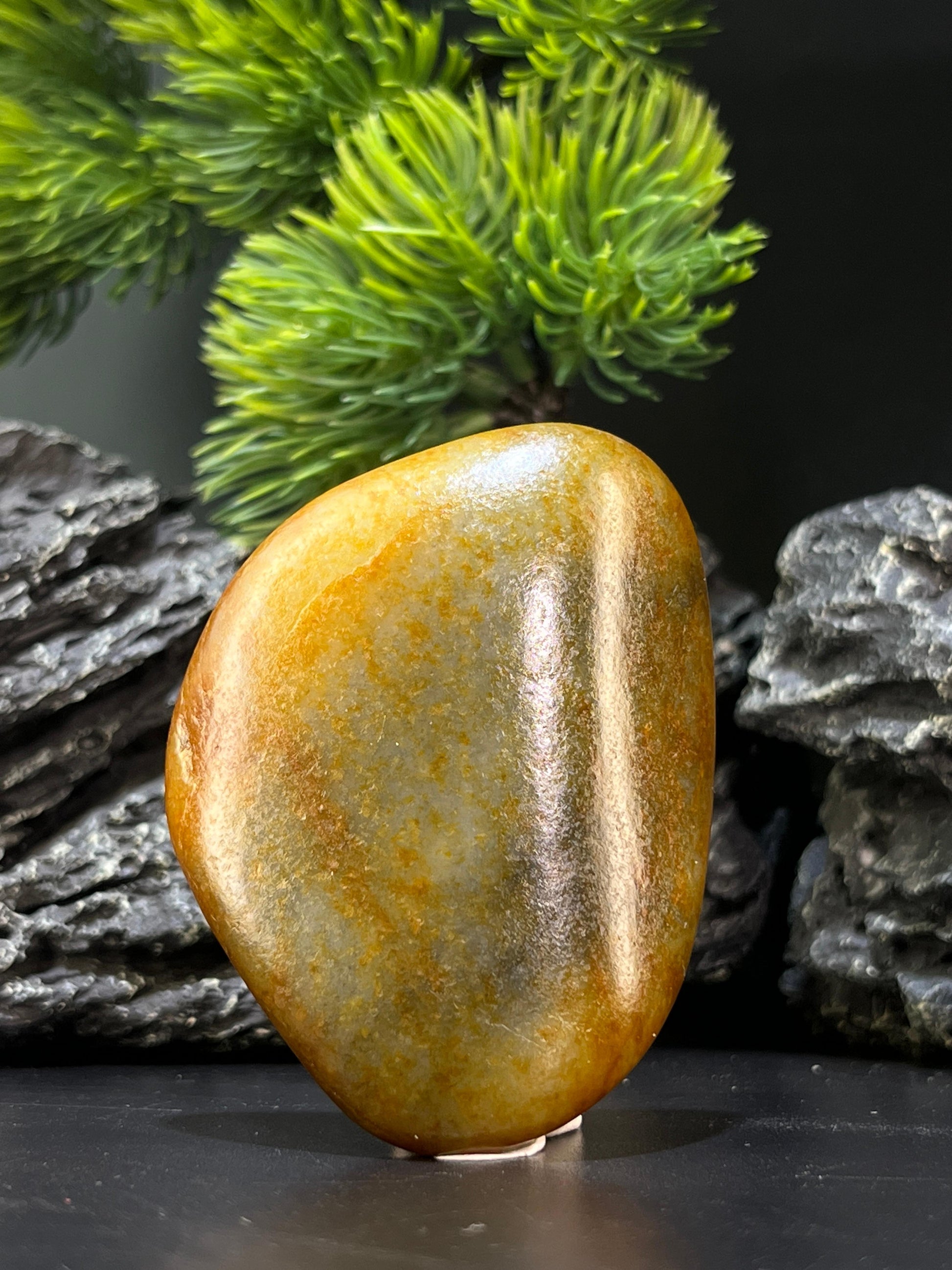 新疆天然和田玉青花洒金皮籽料原石手把件（yc224186）