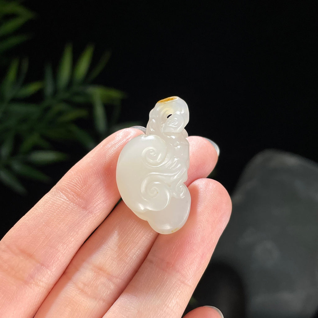 新疆和田玉白玉籽料如意挂件（yc712289）