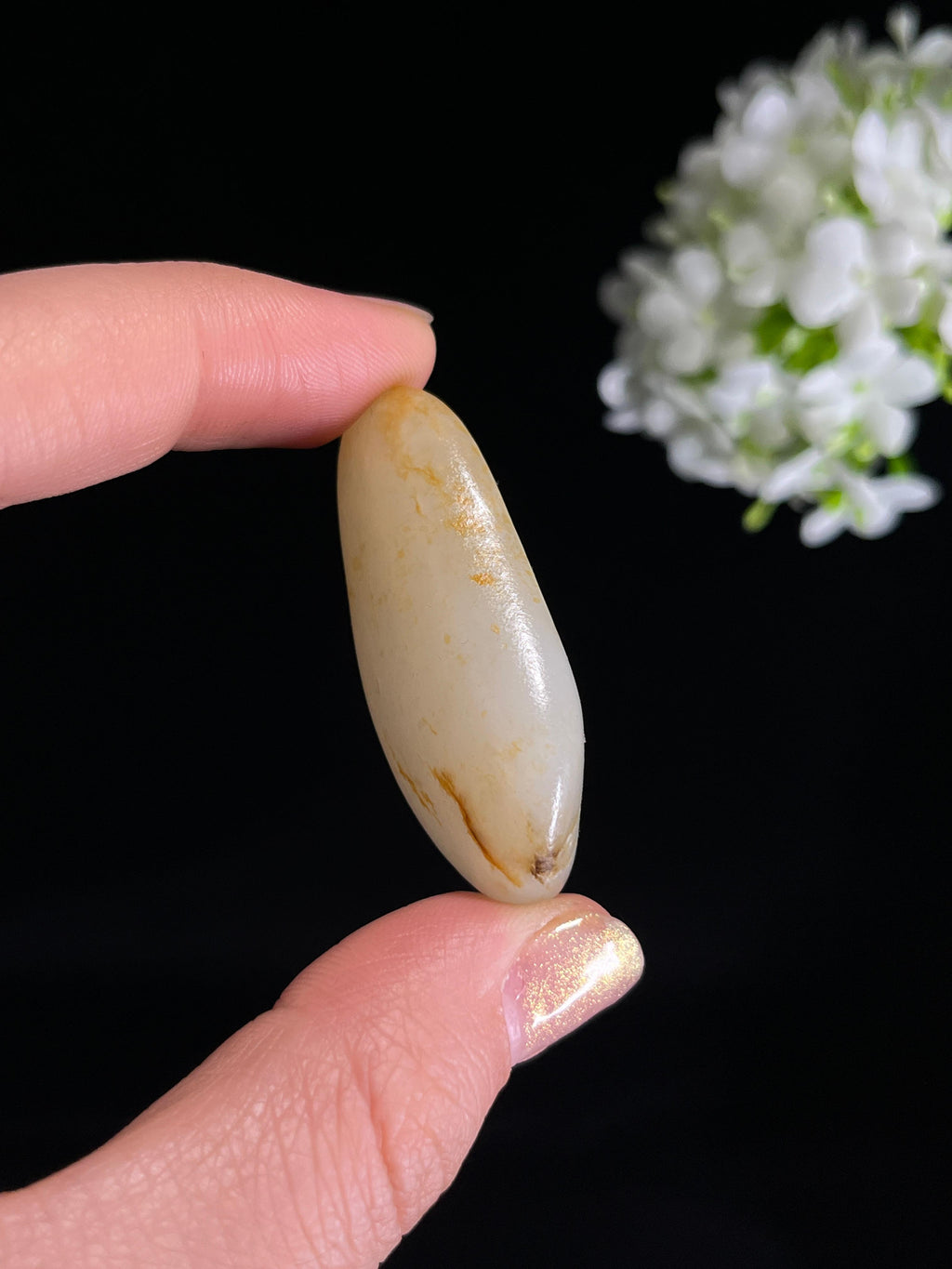 新疆天然和田玉白玉洒黄皮籽料原石（yc272890）