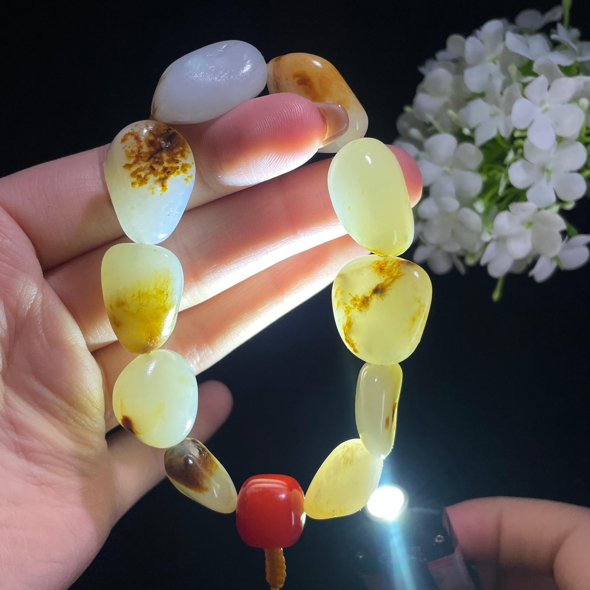 新疆和田玉天然原籽手串（yc381977）