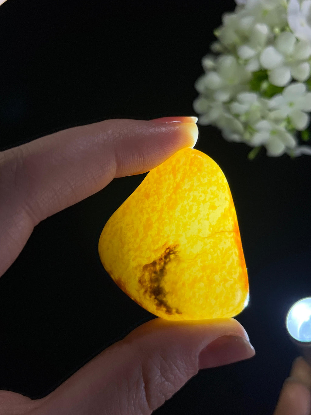 新疆天然和田玉洒金皮“暖玉流金”籽料原石（yc276998）