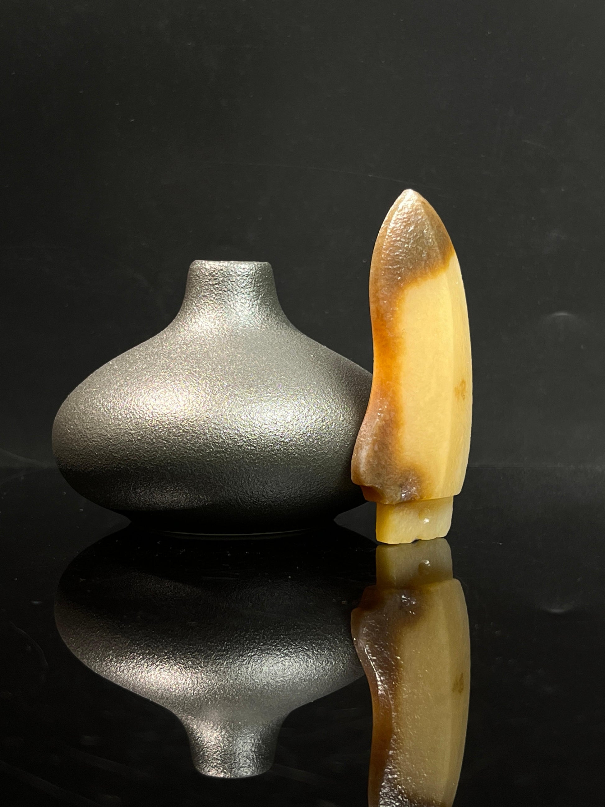 新疆和田玉糖料玉戈挂件（yc239985）