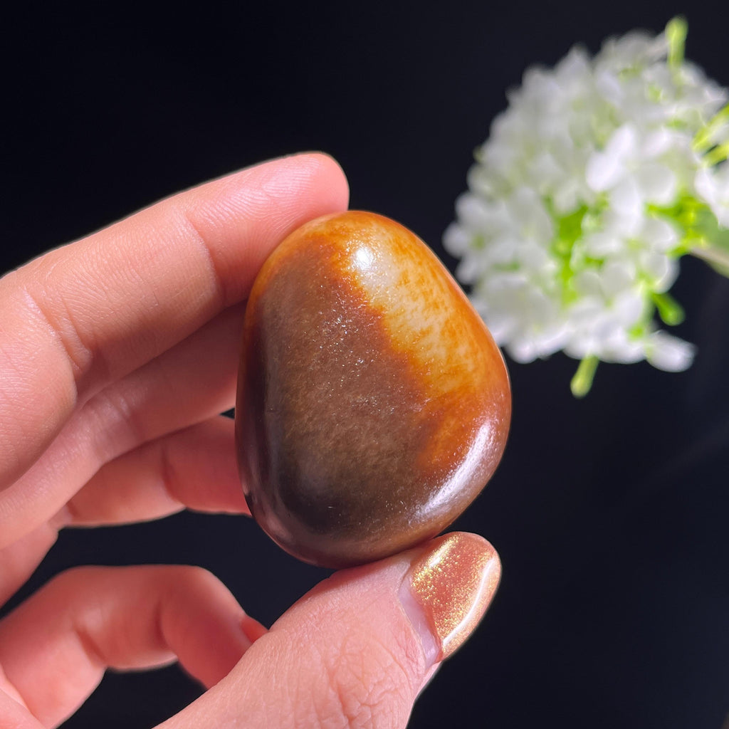 新疆天然和田玉“落日衔山”红沁籽料（yc392612）