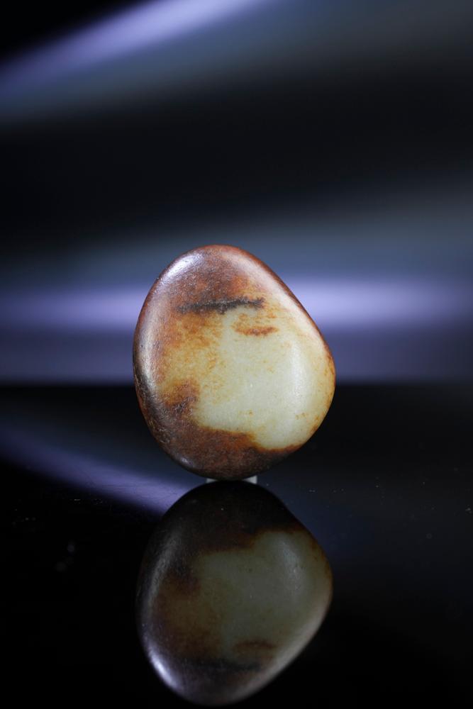 和田玉“秋梨凝脂”籽料原石（yc257857）