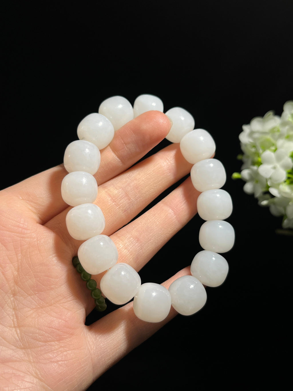 新疆天然和田玉白玉老型珠手串（yc258304）