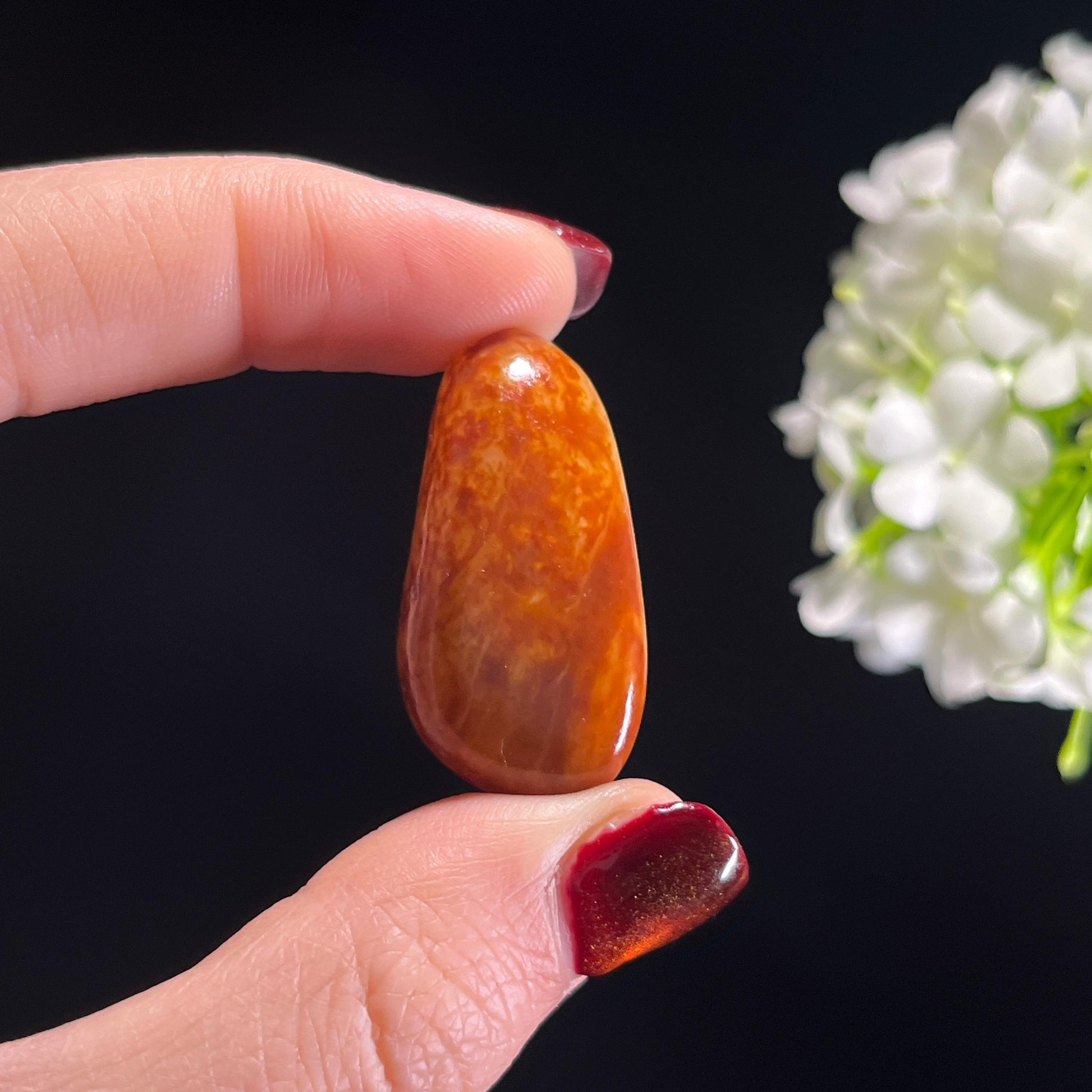 和田玉白玉“丹砂流韵”红皮白肉籽料挂件（yc336348）