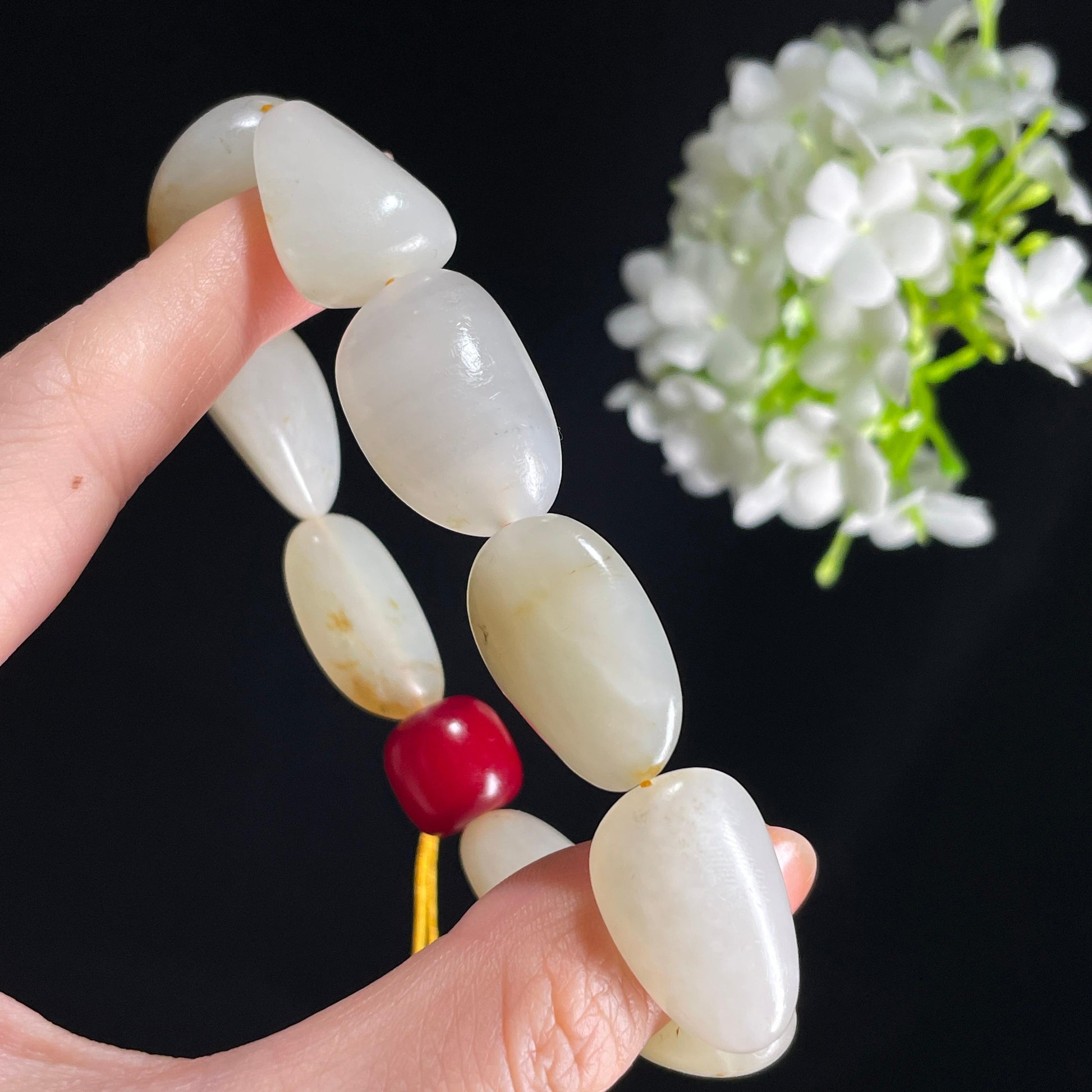 新疆天然和田玉原籽手串（9颗）（yc396013）