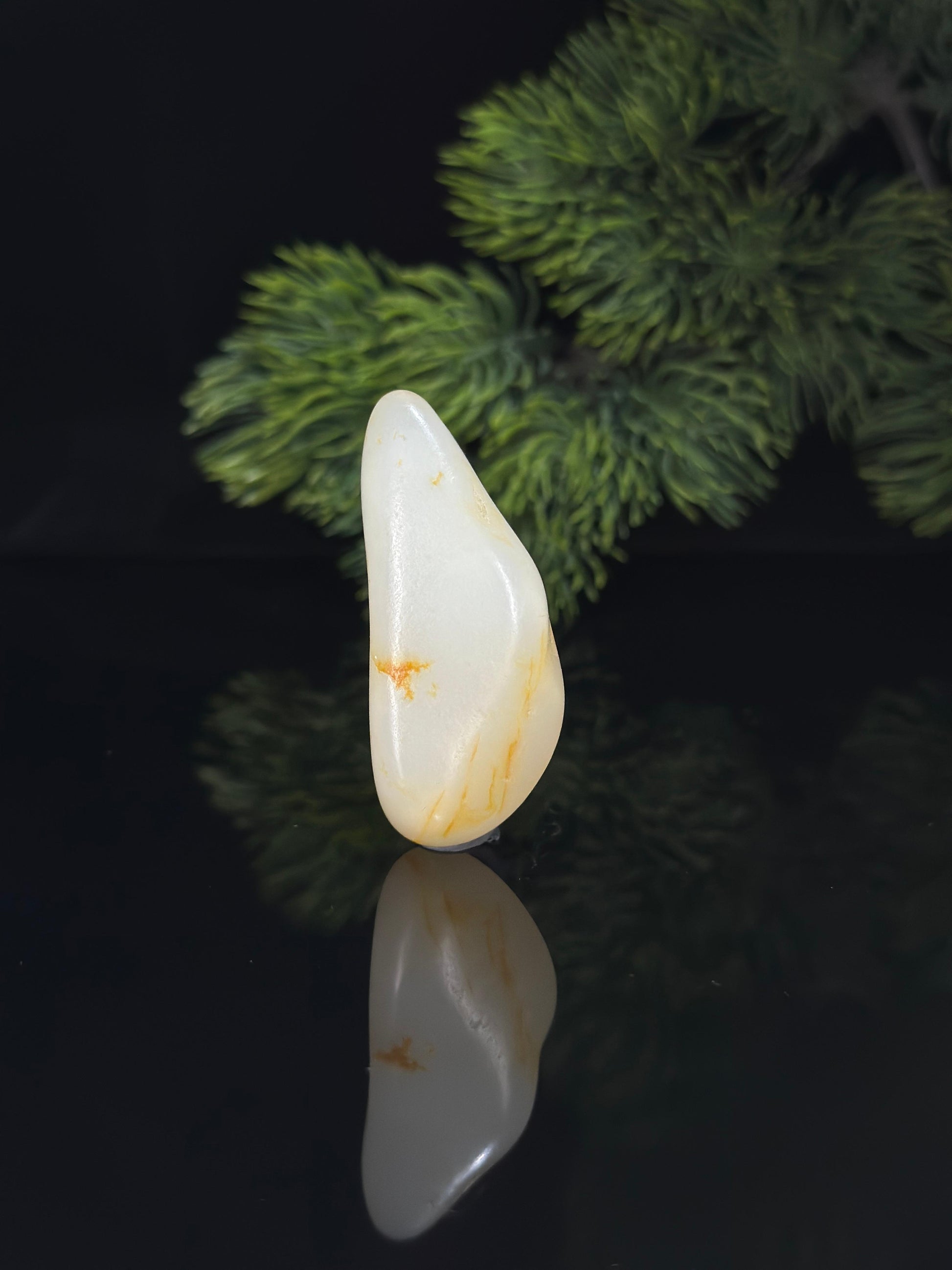 新疆和田玉白玉洒金皮挂件籽（yc536856）