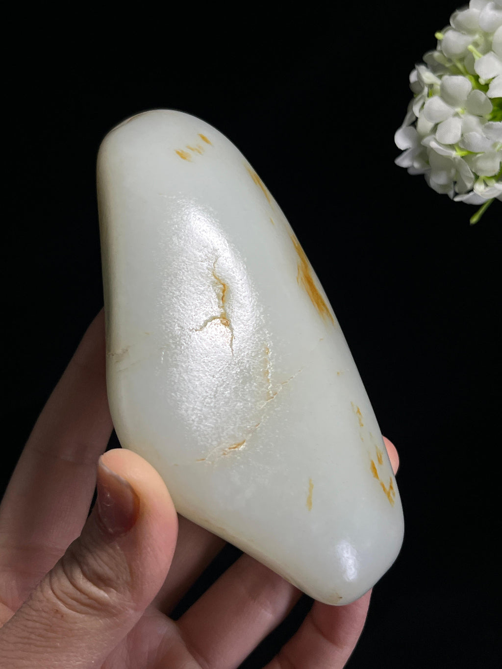 新疆天然和田玉羊脂白籽料原石洒金皮小摆件（yc263372）