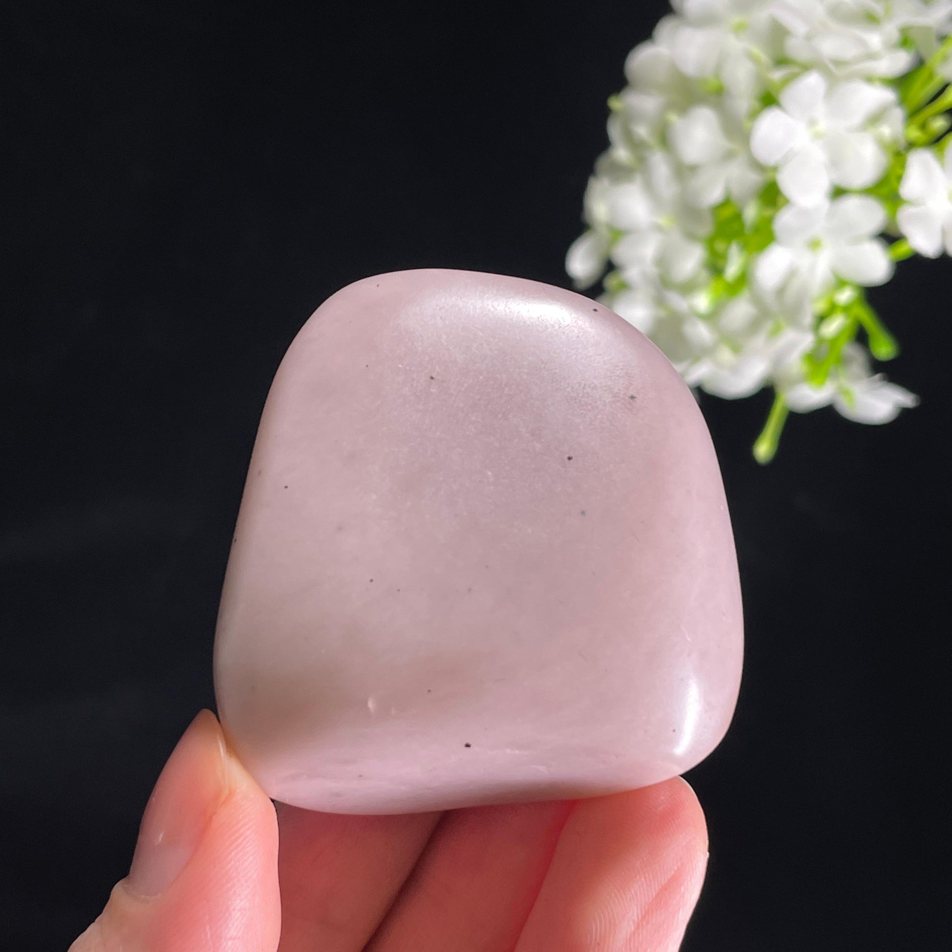 新疆天然和田玉“粉云凝脂”桃花玉籽料（yc411450）