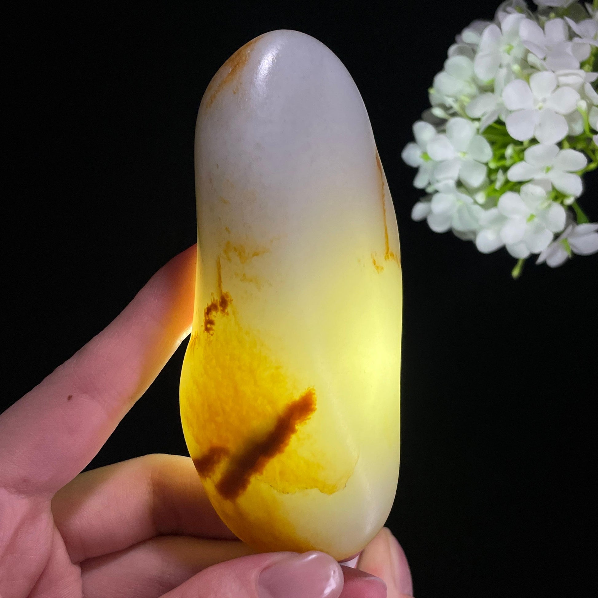 和田玉白玉“金霞覆山”洒金聚黄皮特色籽料（yc367535）