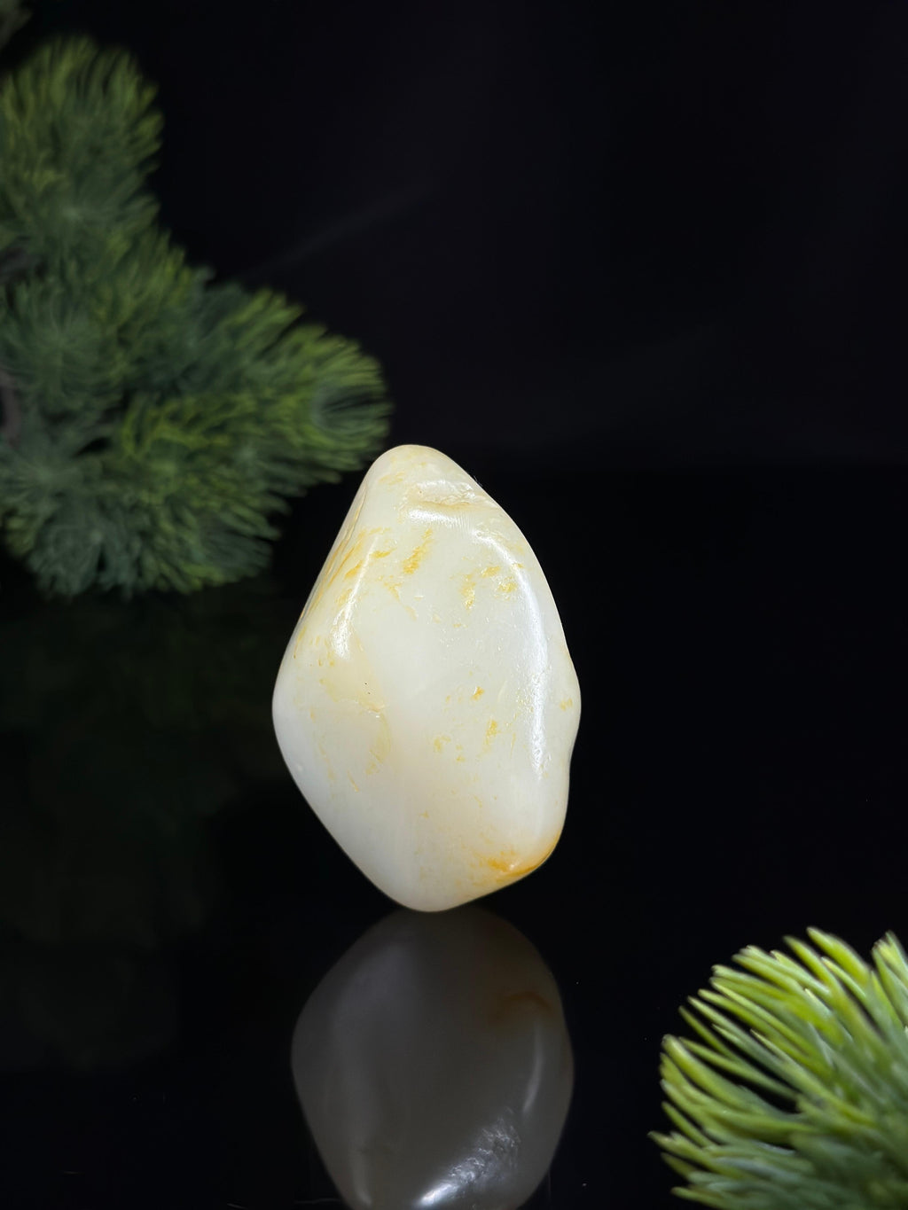 新疆和田玉白玉洒金皮精品籽料手把件（yc478913）
