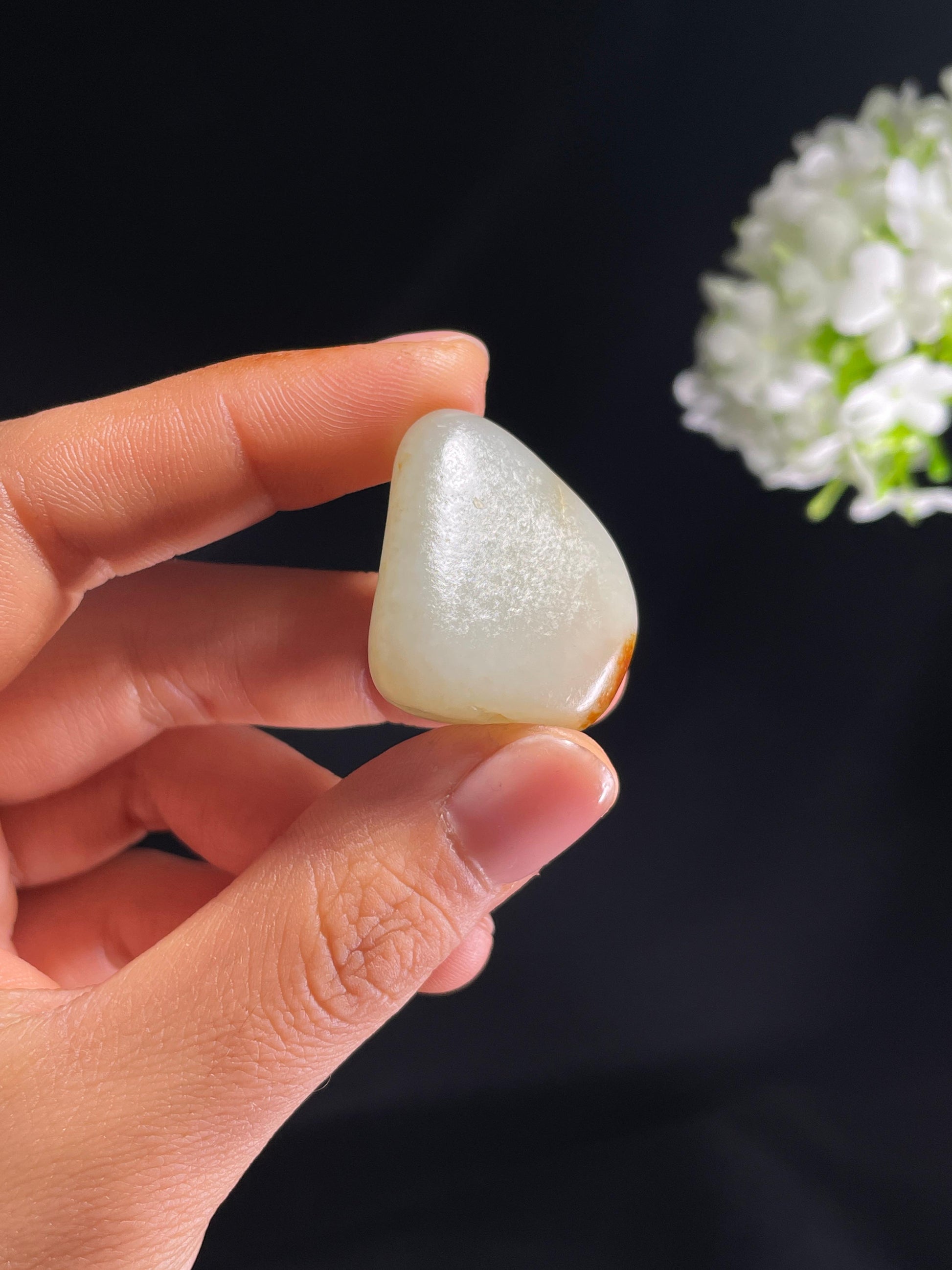 和田玉白玉聚红皮籽料原石（yc264632）