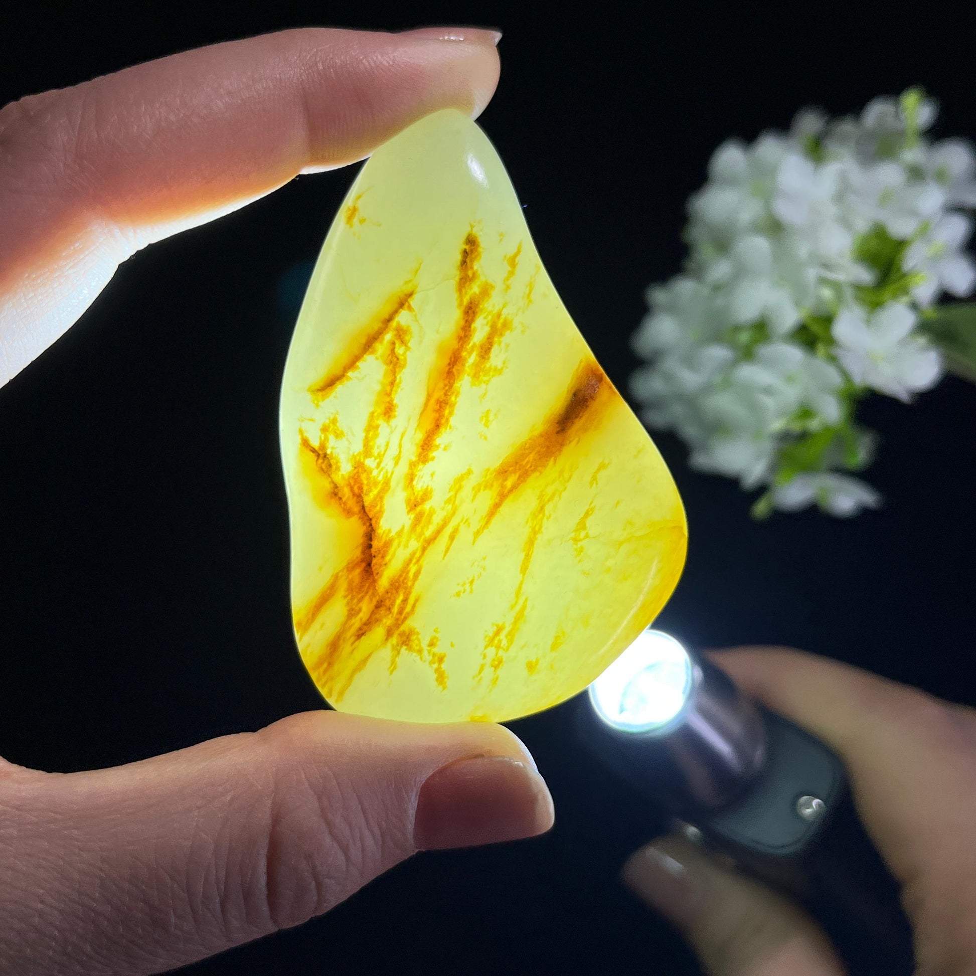 新疆天然和田玉“秋峦卧玉”洒金皮籽料原石（yc281501）