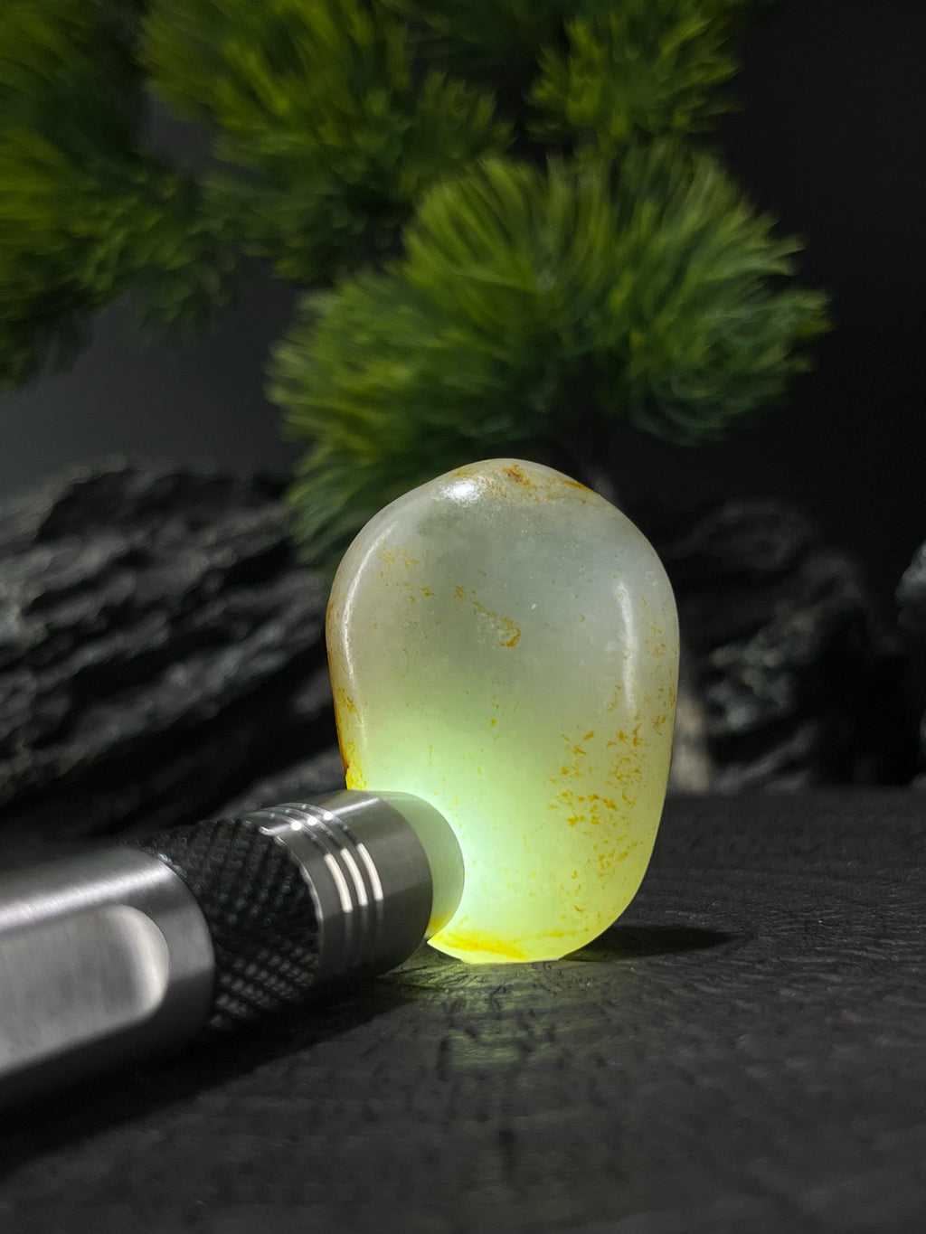 和田玉白玉带青花洒金皮籽料原石挂坠（yc224578）