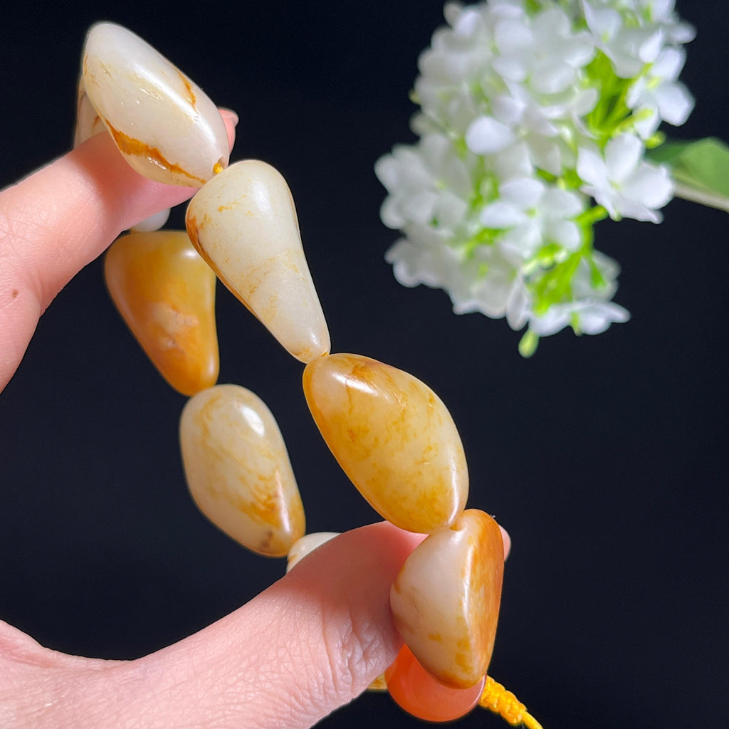 和田玉白玉红皮黄沁皮洒金皮籽料原籽手串（yc347376）