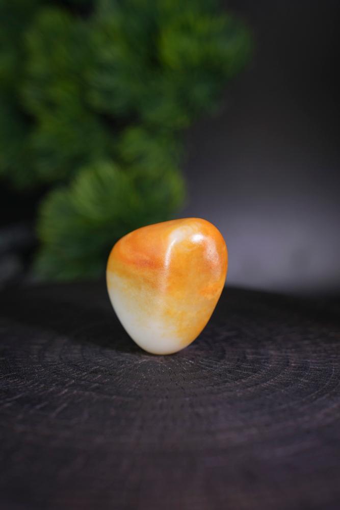 新疆和田玉聚红皮白肉籽料原石包金挂件（yc230818）