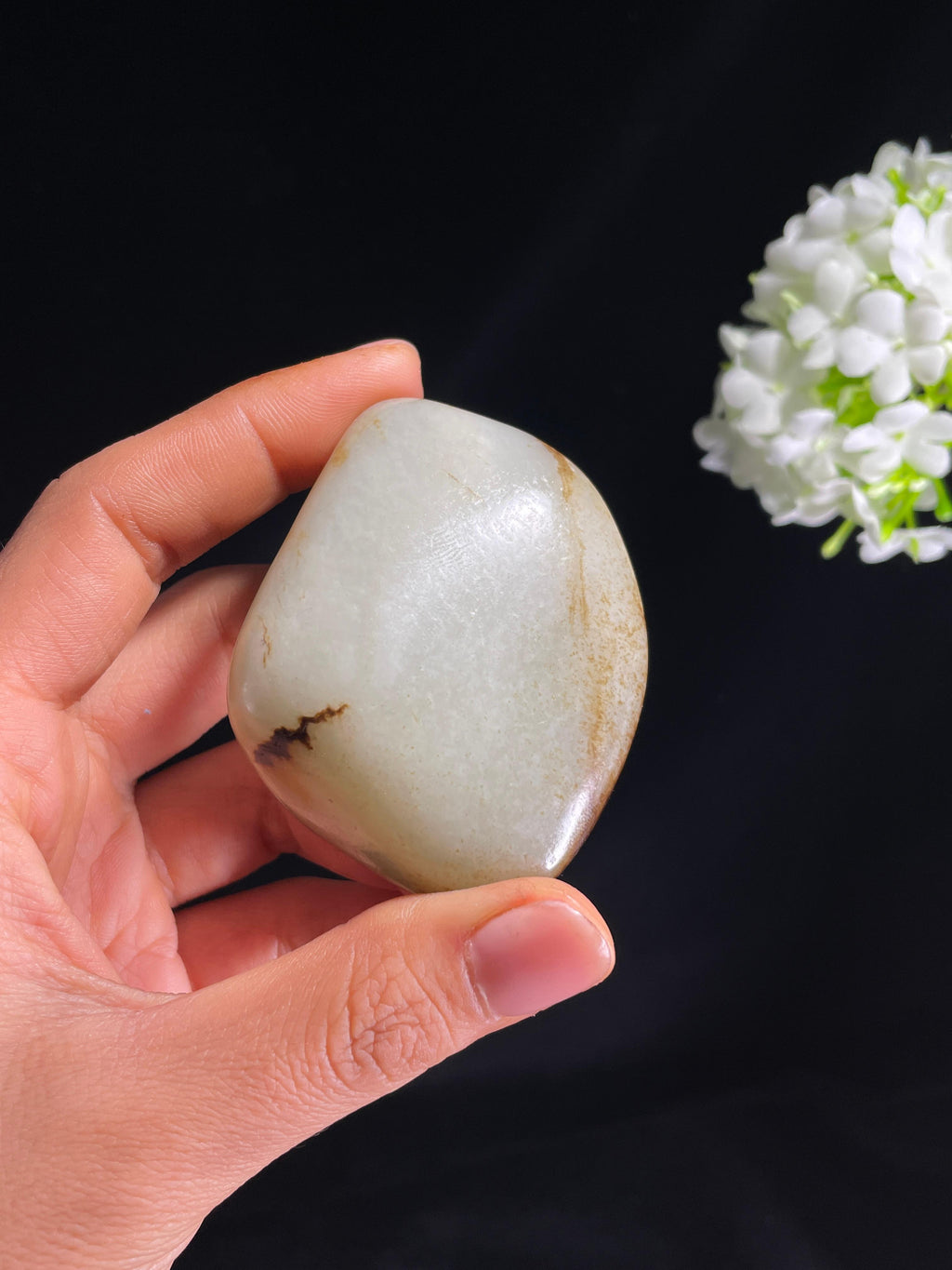 和田玉白玉聚黑皮籽料原石（yc265001）