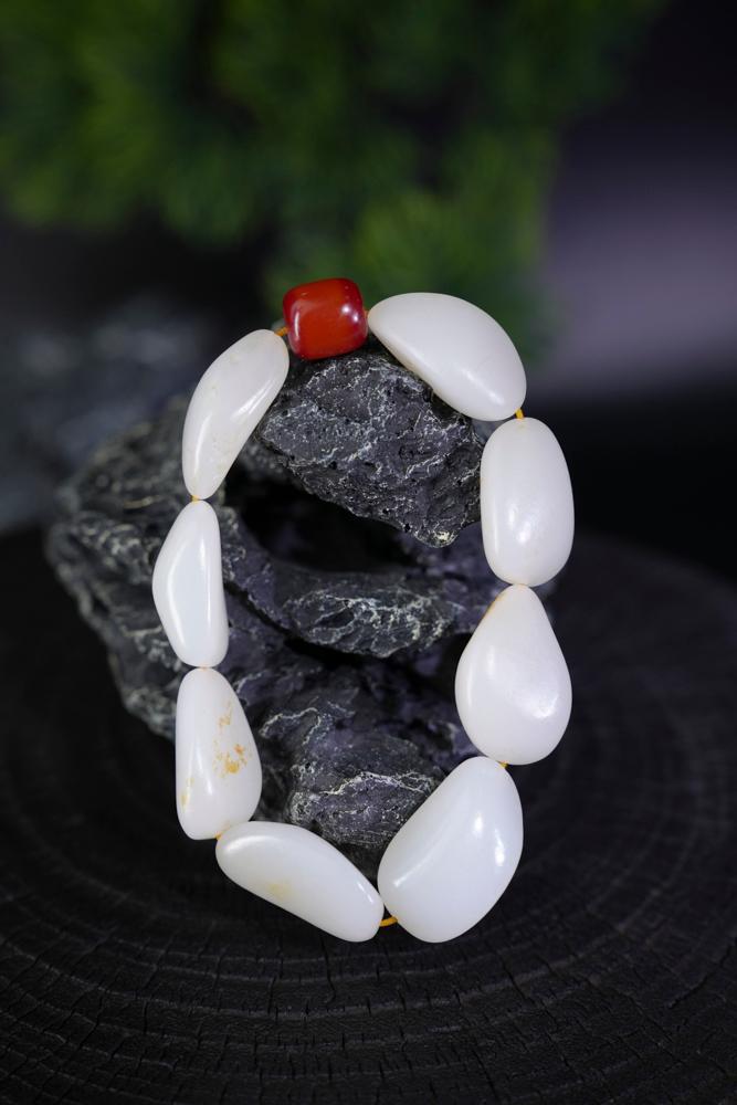 新疆和田玉一级白玉籽料手串（原籽无修）（yc229764）