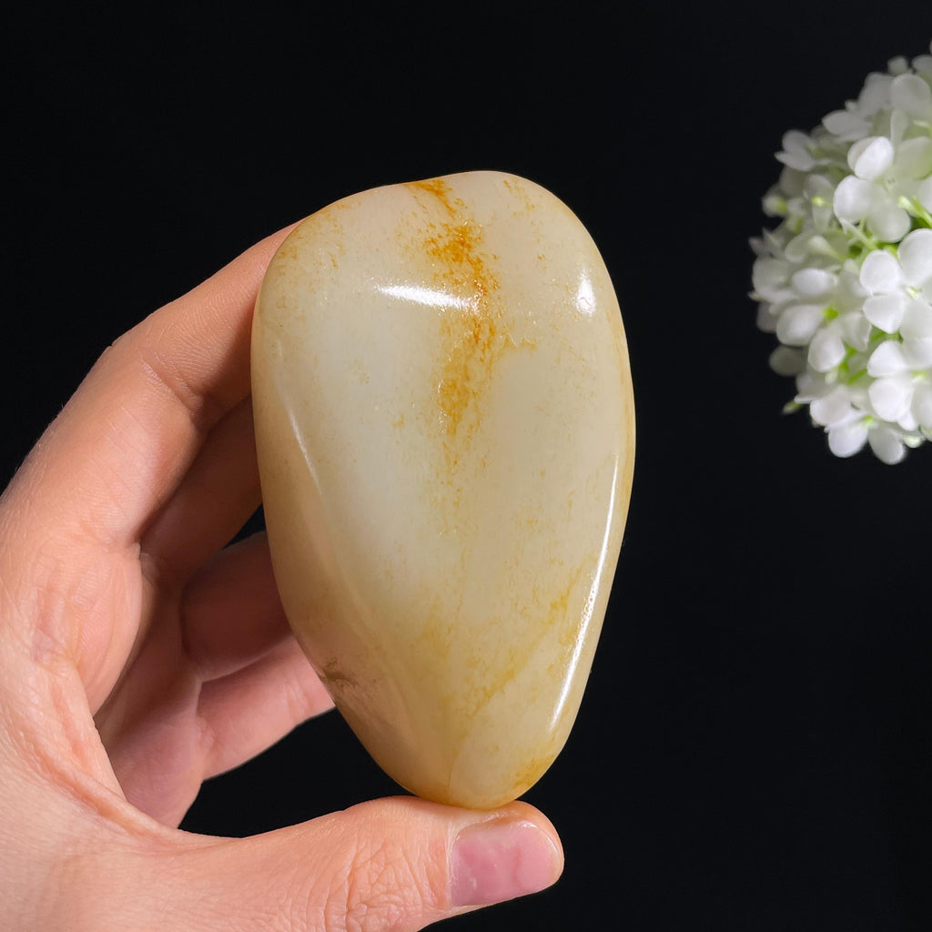 和田玉暖白种“玉液流金”通体洒金皮籽料（yc332388）