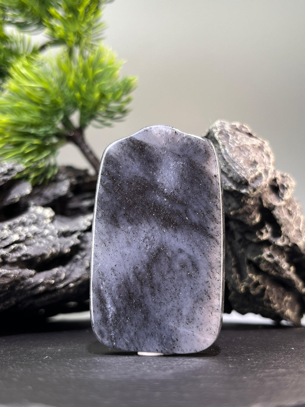 和田玉青花籽料无事牌1（yc228612）