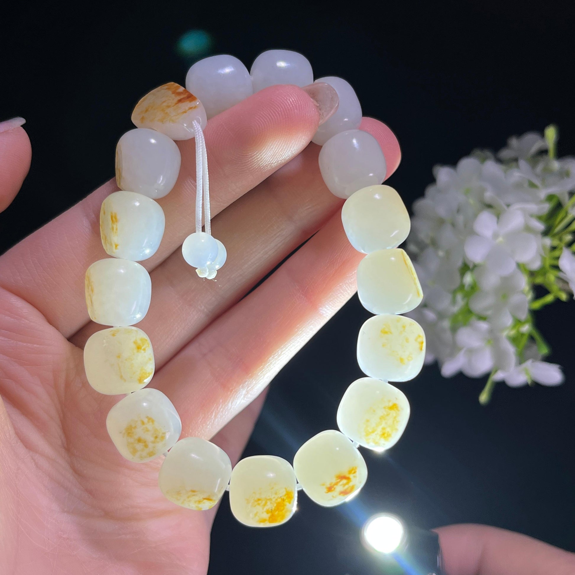 新疆天然和田玉白玉洒金洒红皮籽料老型珠手串（16颗）（yc396617）