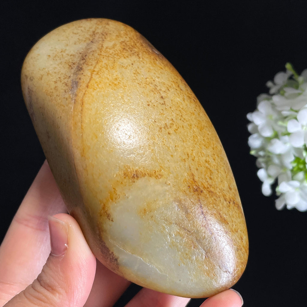 新疆和田玉“万顷秋霜”青白玉秋梨皮籽料（yc443226）