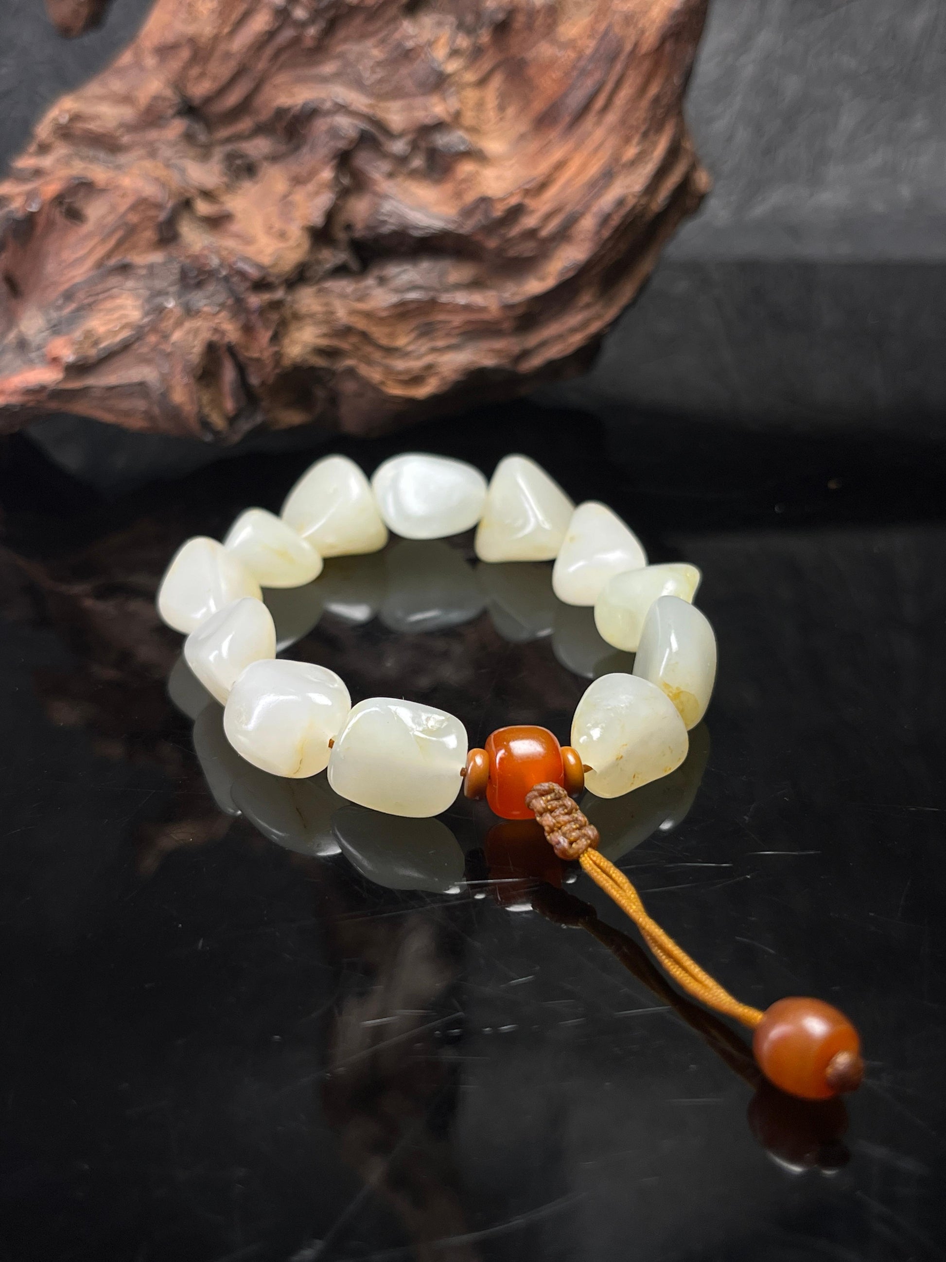 新疆和田玉天然籽料原石白玉手串原皮原籽（yc232599）