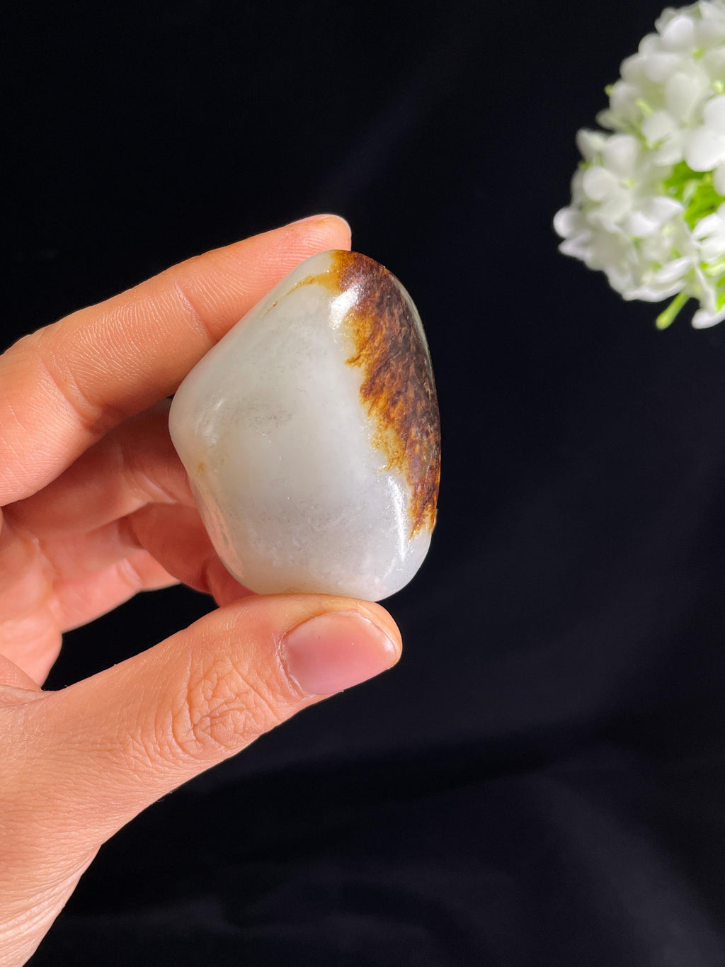 和田玉白玉聚红皮籽料原石（yc265219）