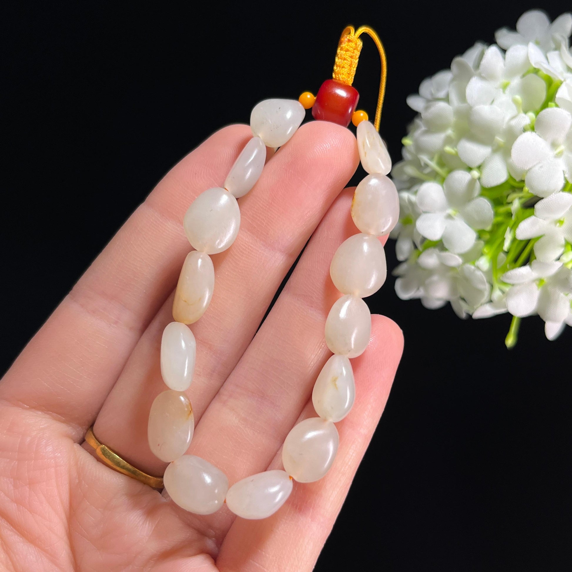 和田玉白玉洒金皮籽料原籽手串（yc332453）