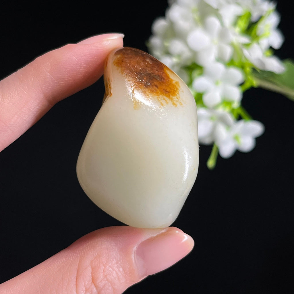 和田玉白玉“秋枫卧玉”聚红皮籽料（yc330144）