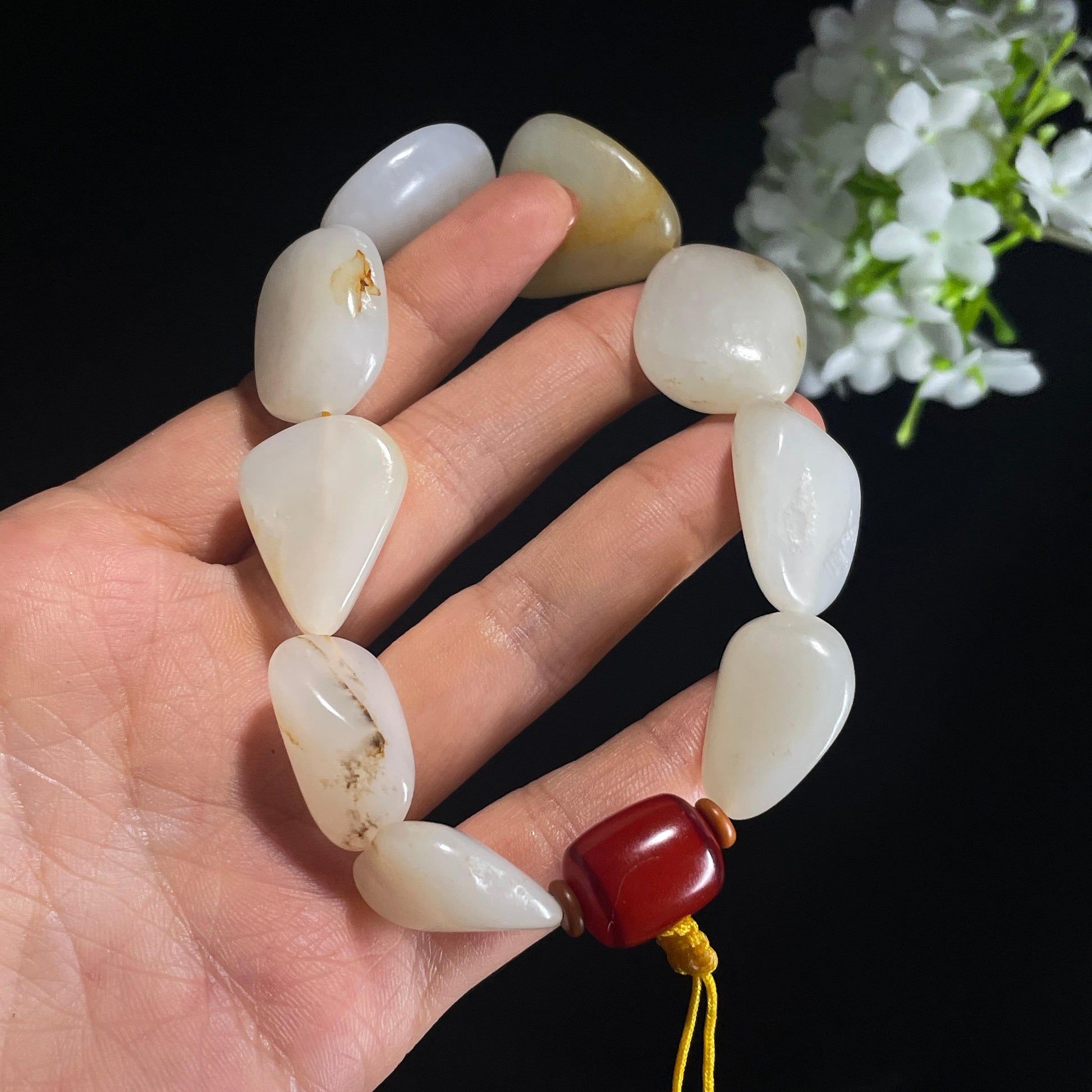新疆天然和田玉白玉洒金皮籽料手串（yc401374）