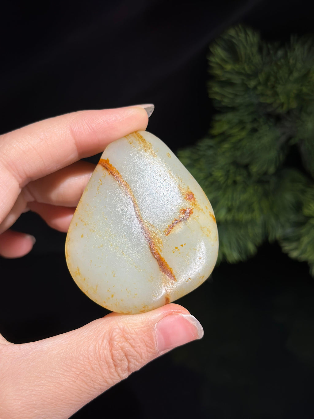 新疆和田玉白玉特色红皮珍品籽料手把件（yc536611）
