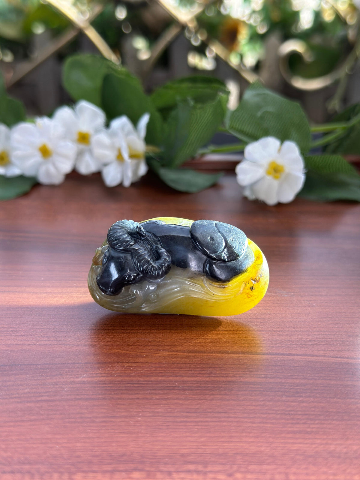 新疆和田玉青花籽料扭转乾坤挂件（yc707989）