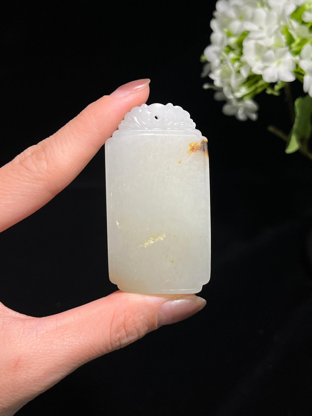 和田玉白玉带皮籽料无事牌（yc250390）