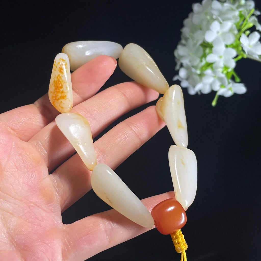 新疆天然和田玉“玉润金生”洒金皮籽料手串（yc401271）