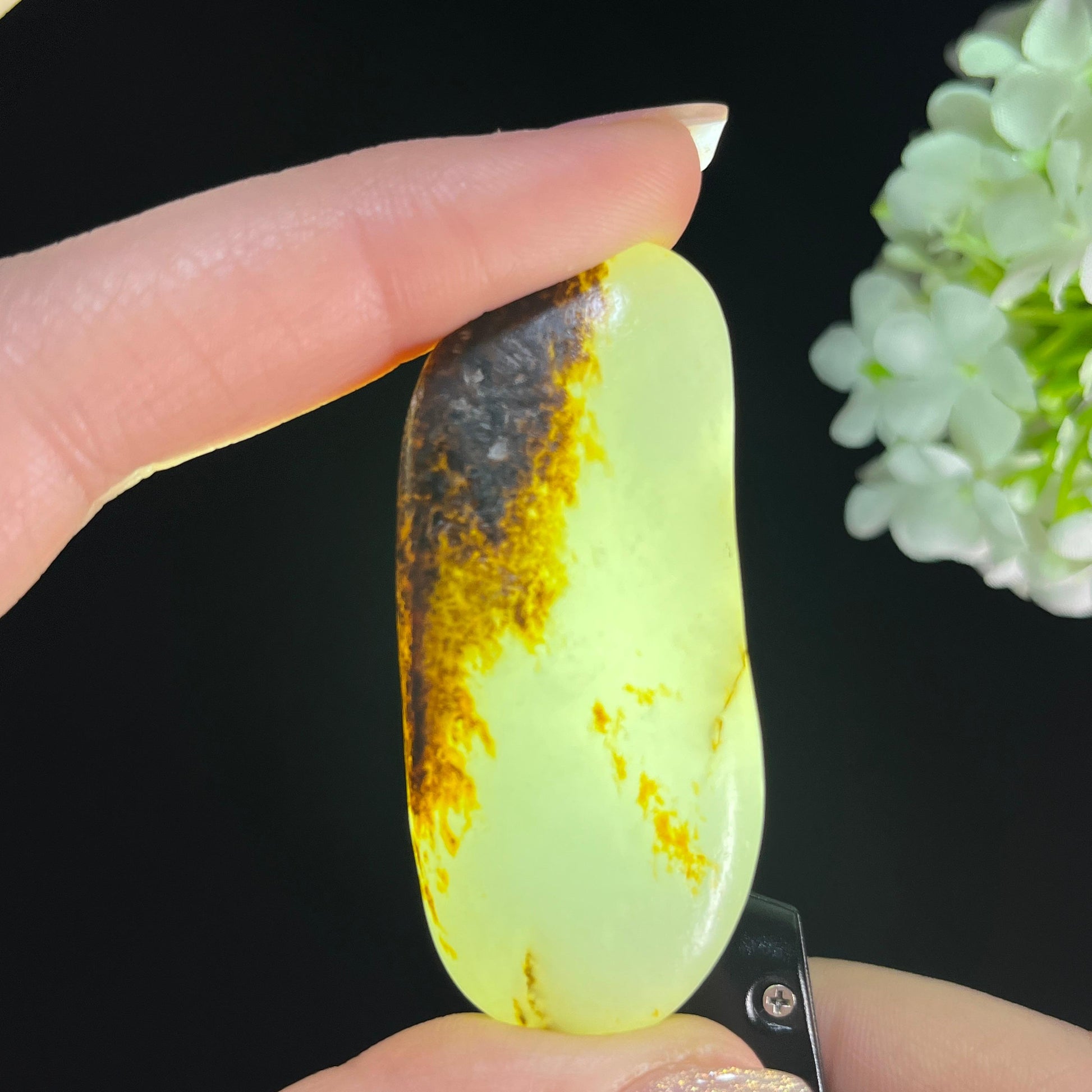 和田玉白玉“秋光褐衣”洒金皮聚黑皮籽料（yc361303）