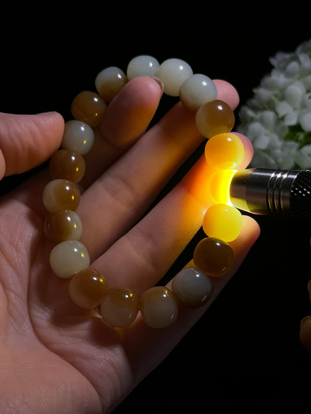 新疆和田玉且末糖白手串精品（yc262659）