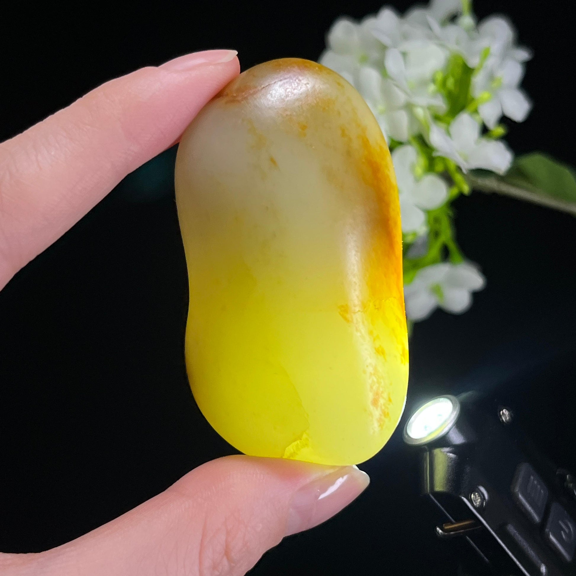 和田玉白玉聚红洒金皮籽料原石（yc308809）