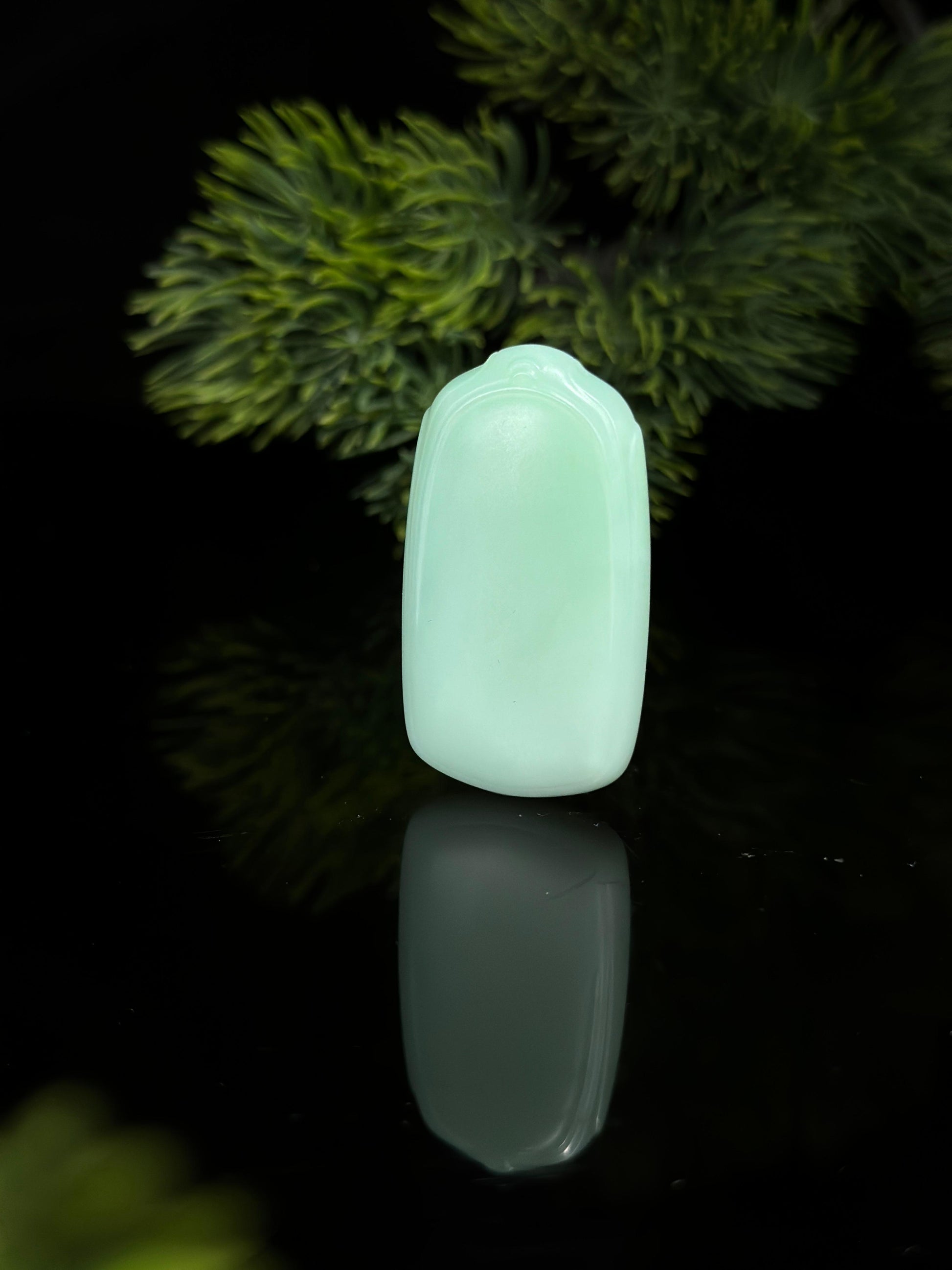 和田玉薄荷绿小无事牌（yc496622）