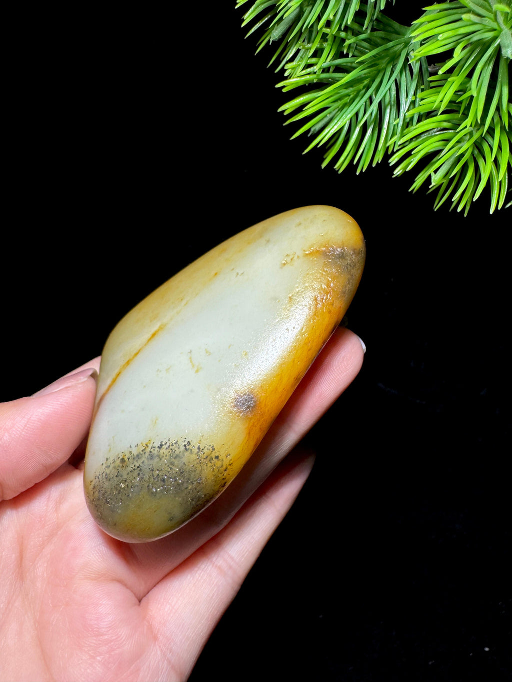 和田玉秋梨皮籽料原石（yc312821）
