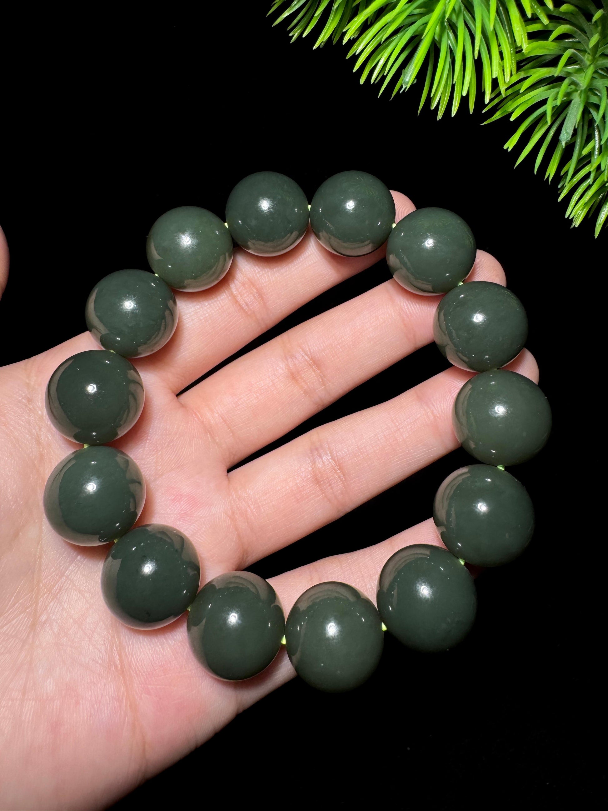 和田玉山料沙枣青圆珠手串（yc302967）