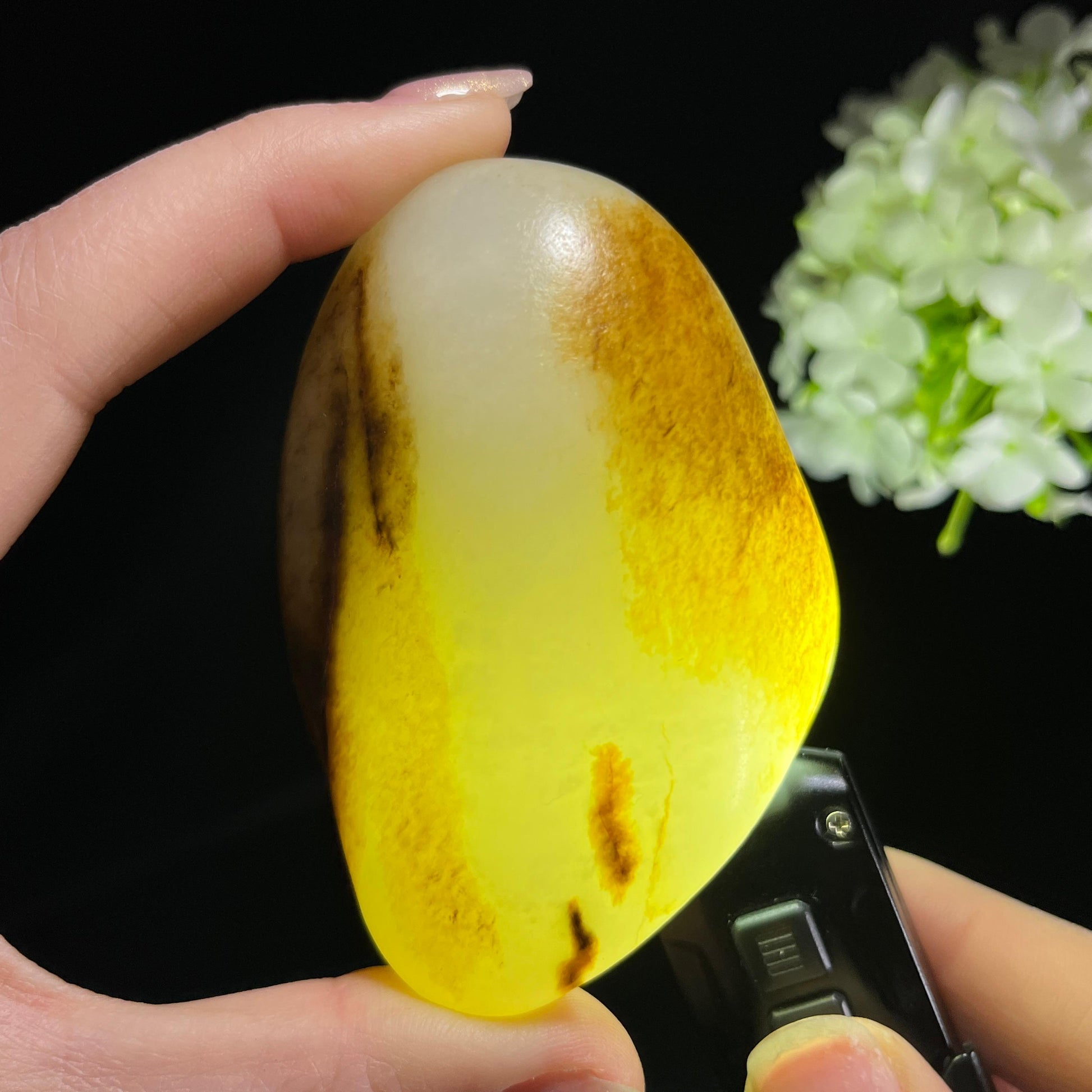 和田玉白玉“秋峰衔云”秋梨皮籽料（yc353874）