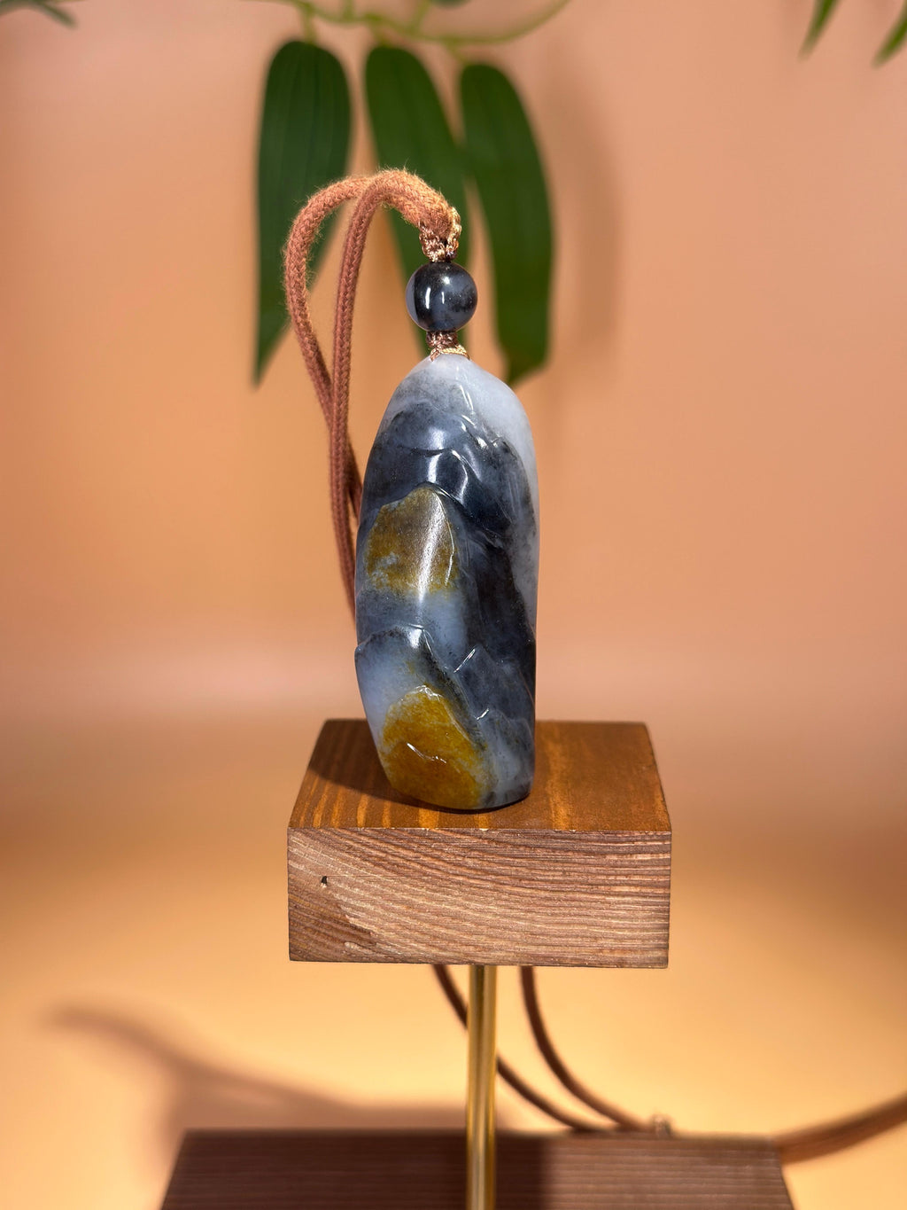 和田玉青花籽料山水玉坠（yc760530）