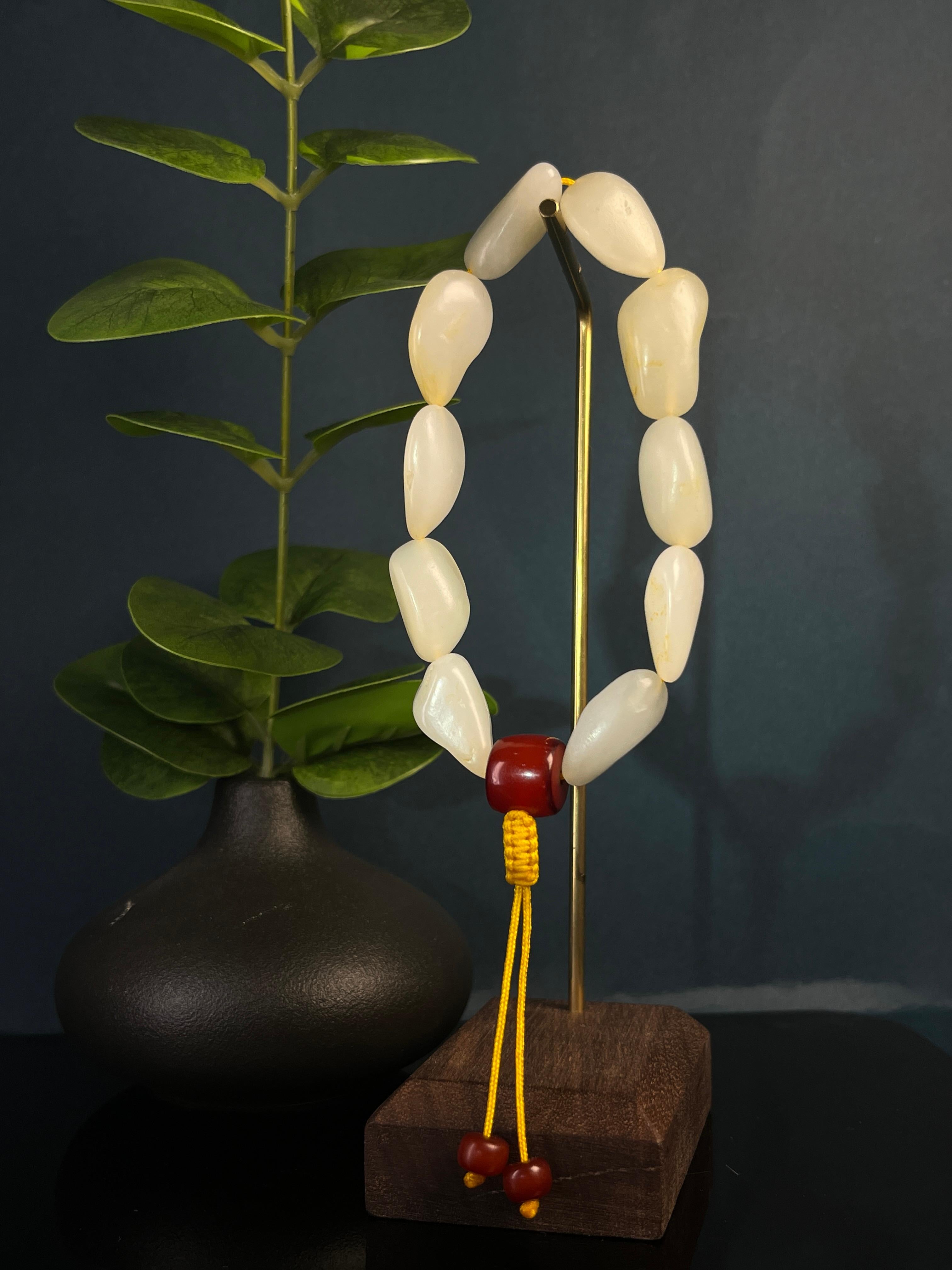 新疆和田玉白玉籽料原石手链（yc223472） – 添福玉器