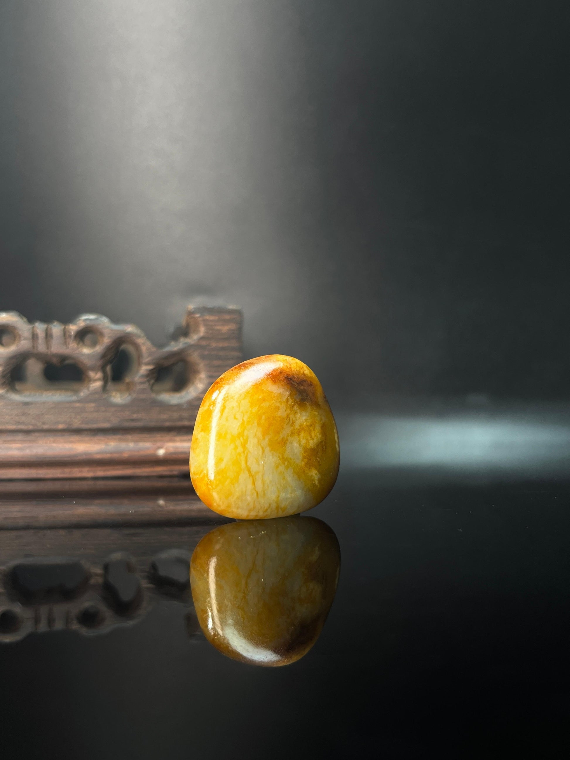 新疆和田玉籽料原石金包银挂件（yc236580）