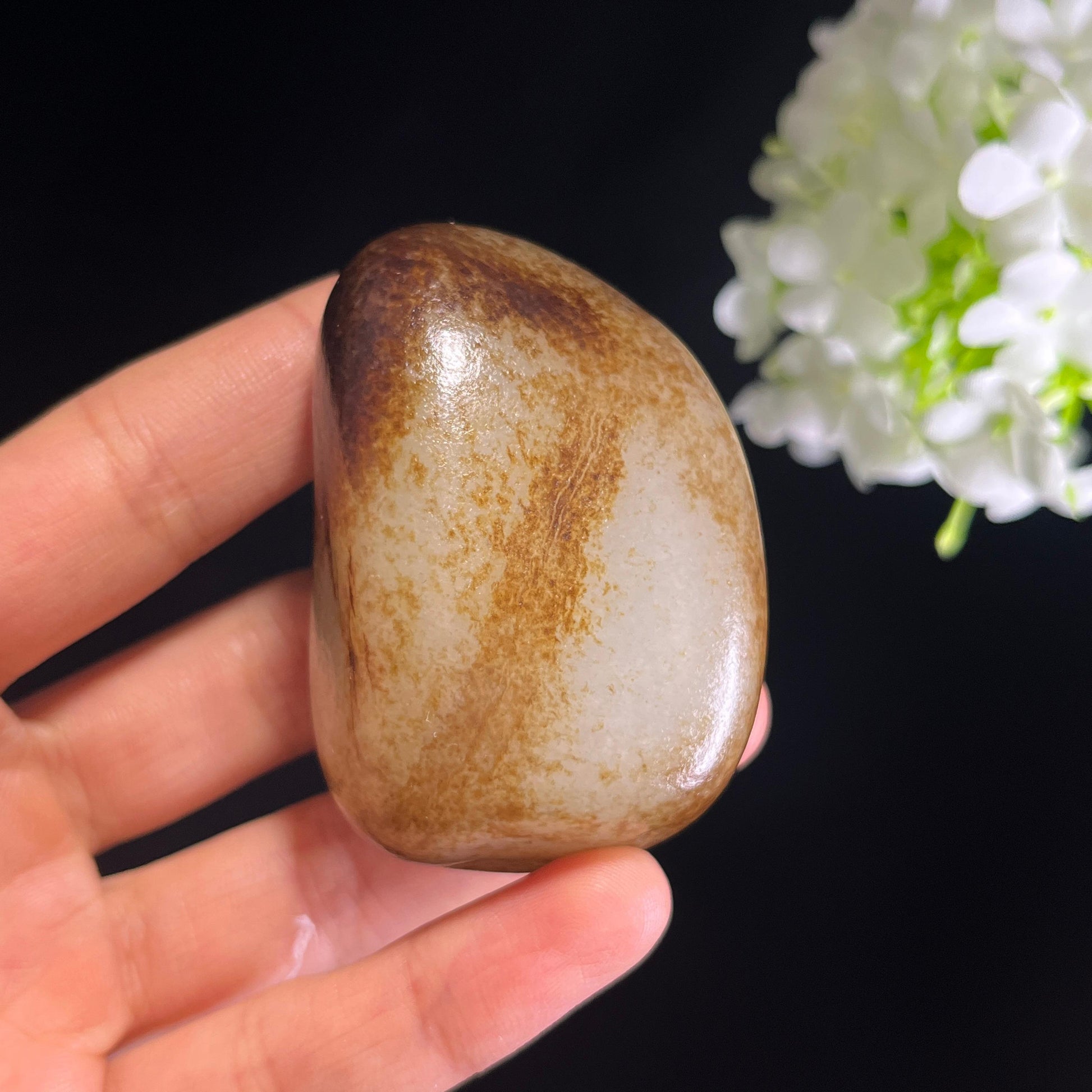 和田玉白玉“秋墨凝脂”秋梨皮籽料（yc349667）