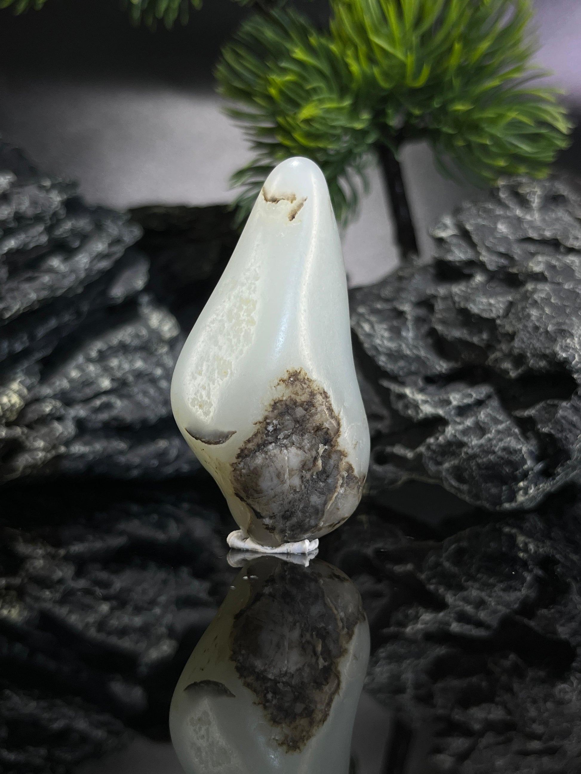 和田玉秋梨皮老熟随形包金籽料（yc212532）