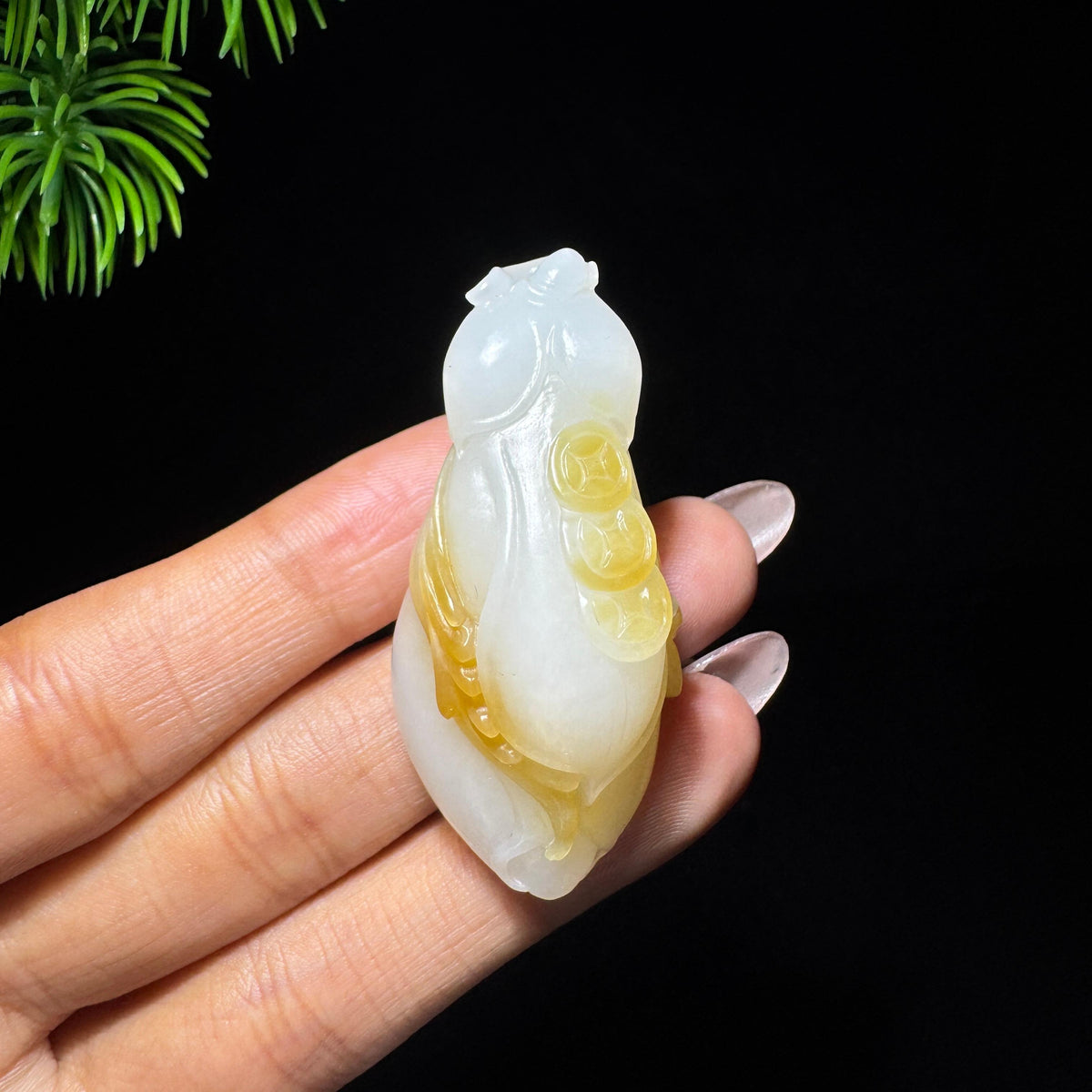 和田玉山料糖白玉兰花（yc732572）